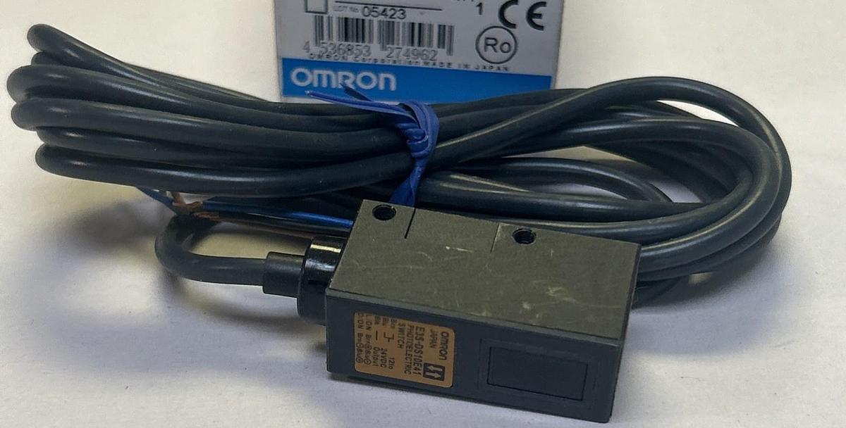 OMRON,E3S-DS10E41,PHOTOELECTRIC SWITCH NOS