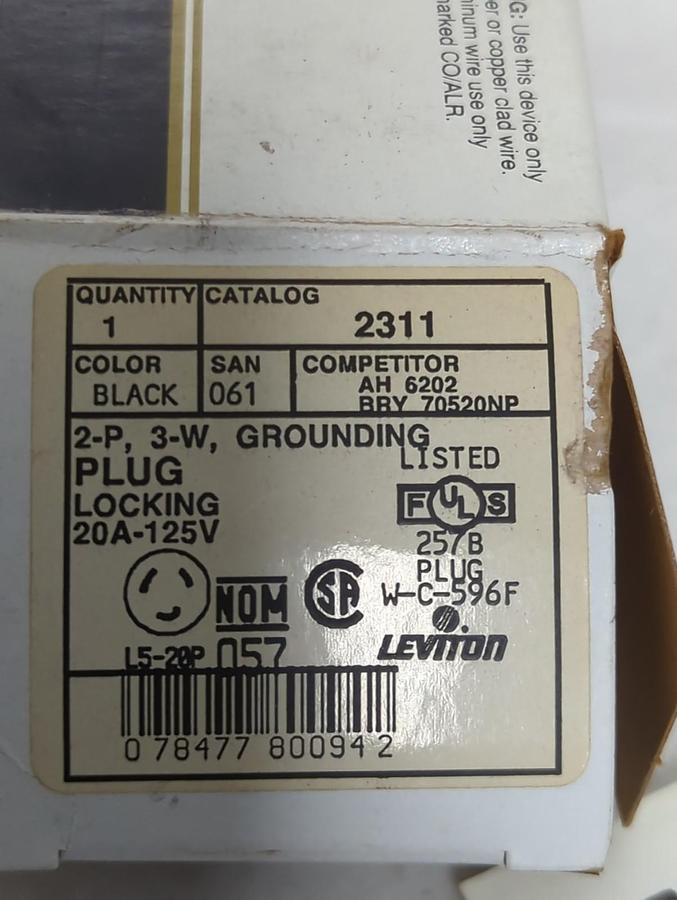 LEVITON,2311,LOCKING PLUG 125V 20A 2P 3W NOS