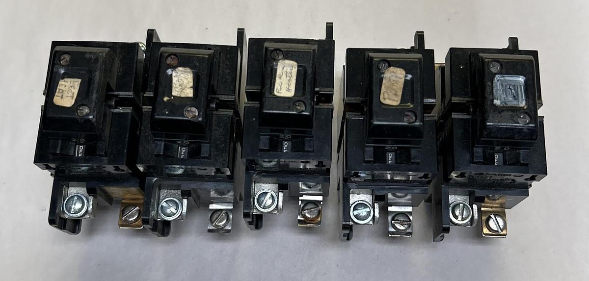 Used ITE,P220,CIRCUIT BREAKER 20A 120/240V 2P LOT OF 5