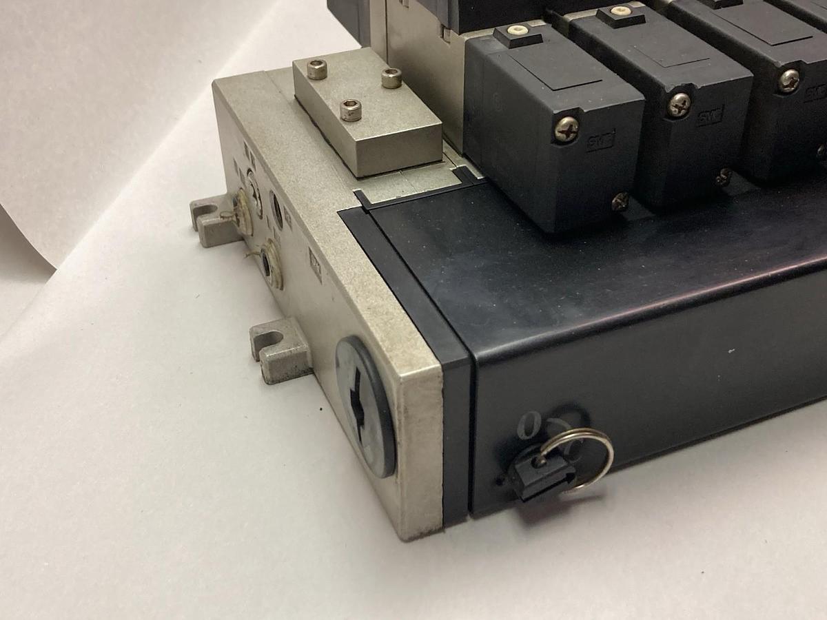 Used SMC,VFS2200-5FZ,Valve Block 0.1~1.0MPa