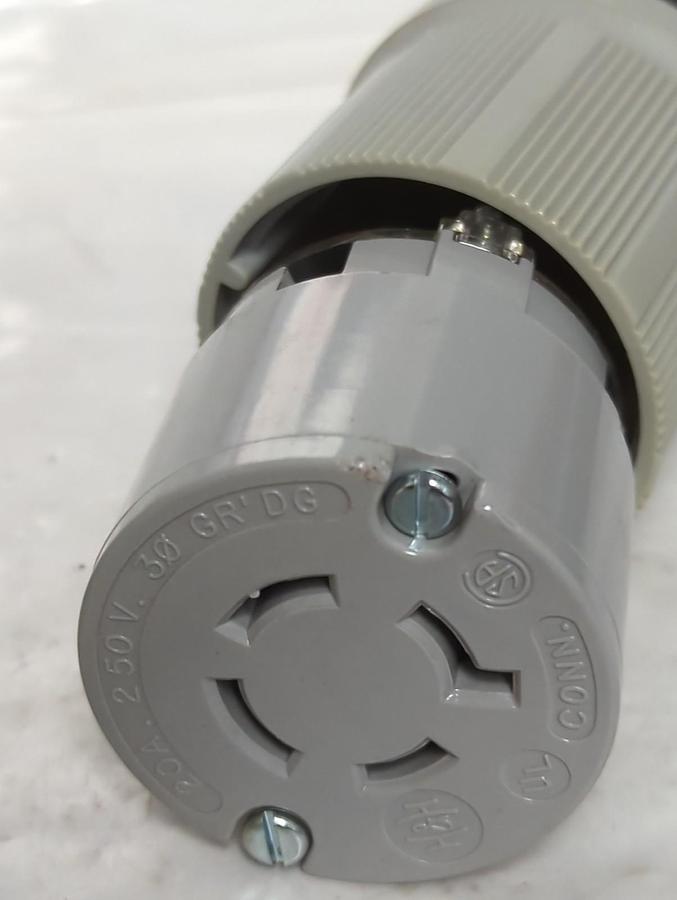 ARROW HEART,6424,LOCKING CONNECTOR NEMA 1 15-20R 250V 20A 3PH 3P 4W NOS