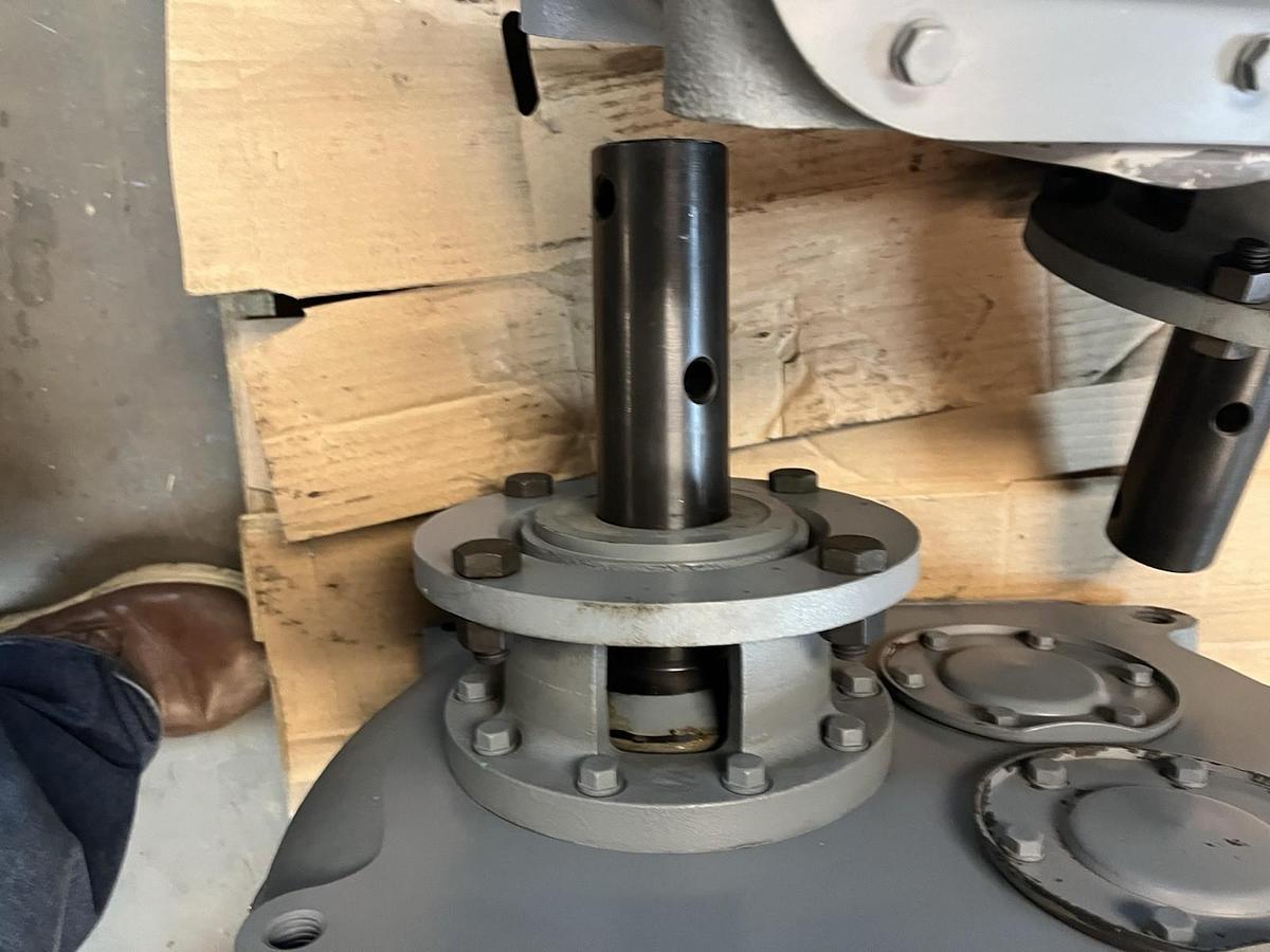 Used DORRIS,307SCD25,GEAR REDUCER RATIO 25 SIZE 6