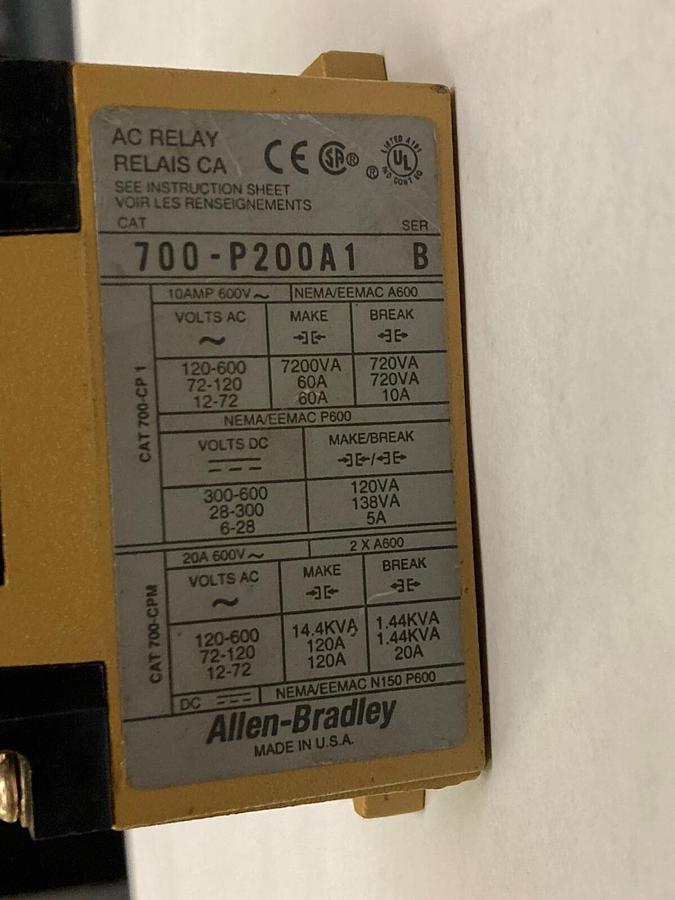 Used Allen-Bradley,700-P200A1,AC Relay