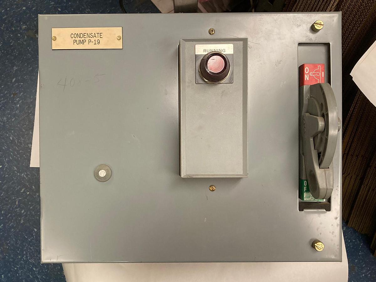 Used Allen Bradley,2100 2113B,Size 1 MCC Starter Bucket 7 Amp Breaker