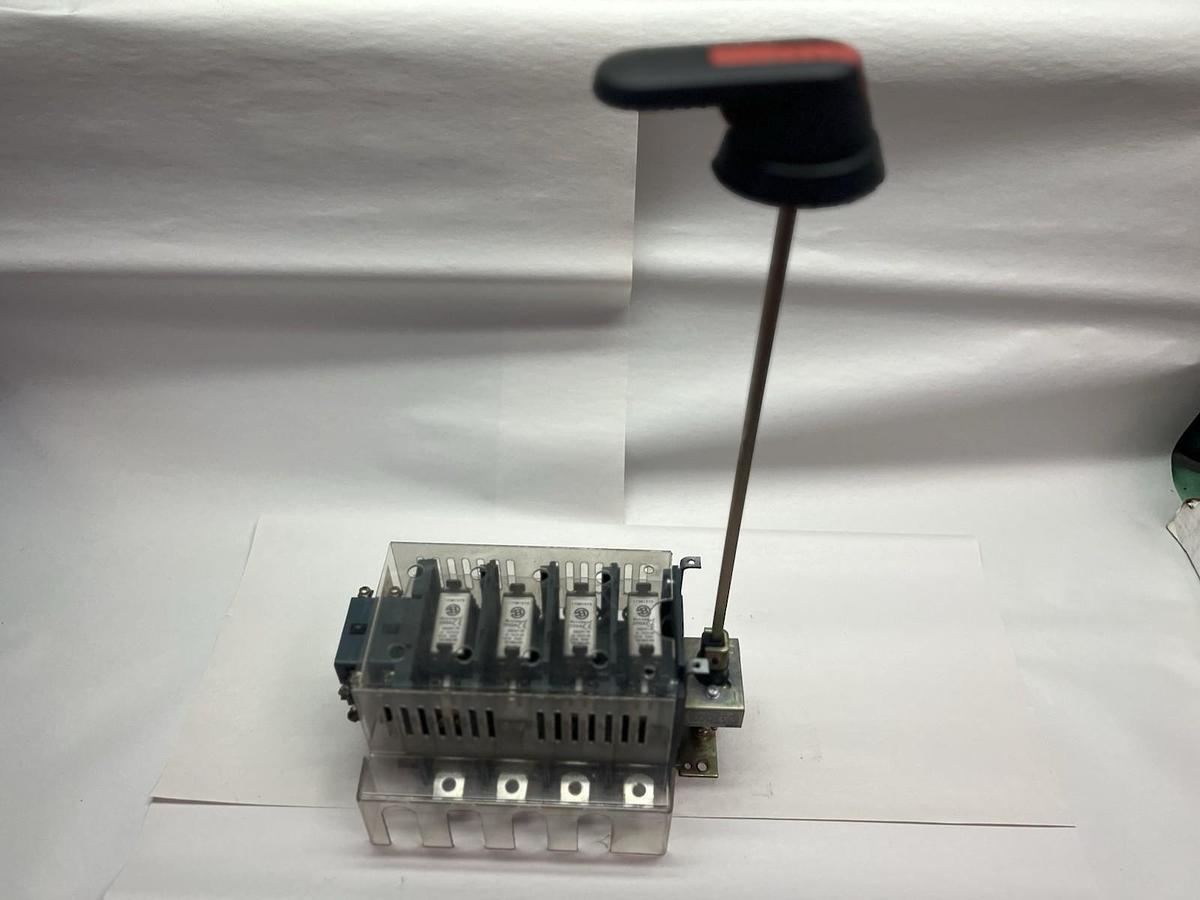 Used ABB,OESA 00-160F4,DISCONNECT SWITCH