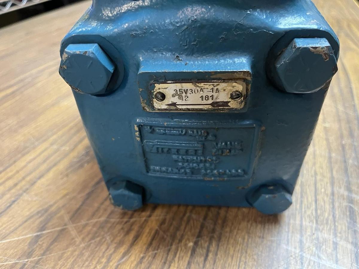 Used VICKERS,35V30A-1A-12-181,HYDRAULIC VANE PUMP