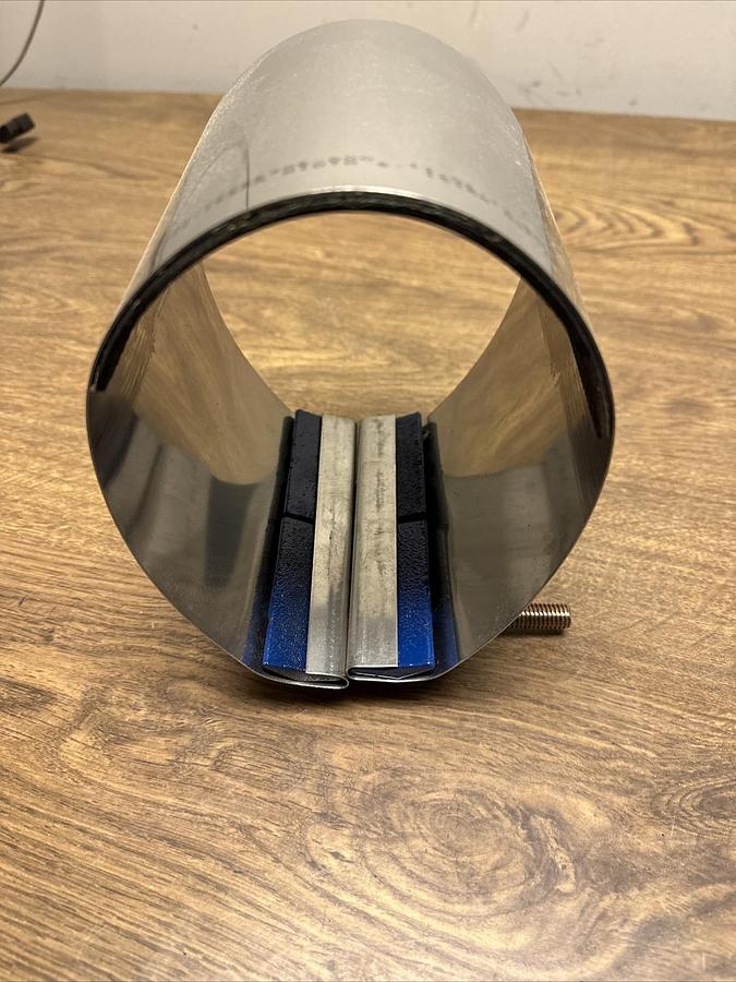 Smith-Blair,245-00066306-000,Stainless Steel Repair Clamp 6.63"x6"