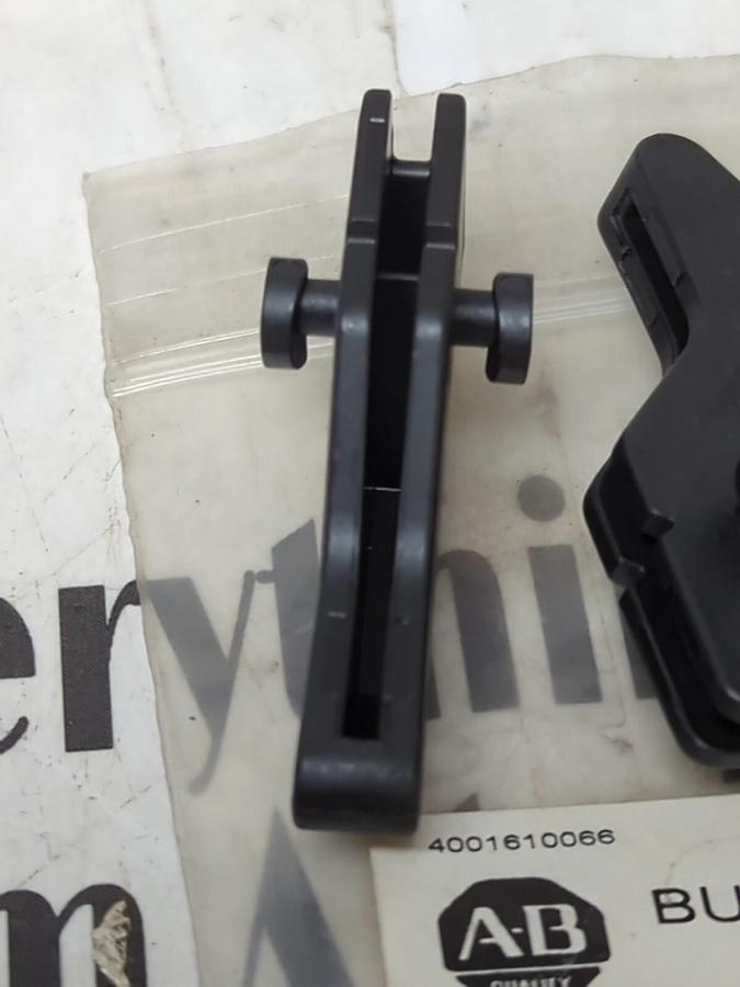 ALLEN BRADLEY,77162-009-51,MOUNTING LEVER PARTS 4-PC NOS
