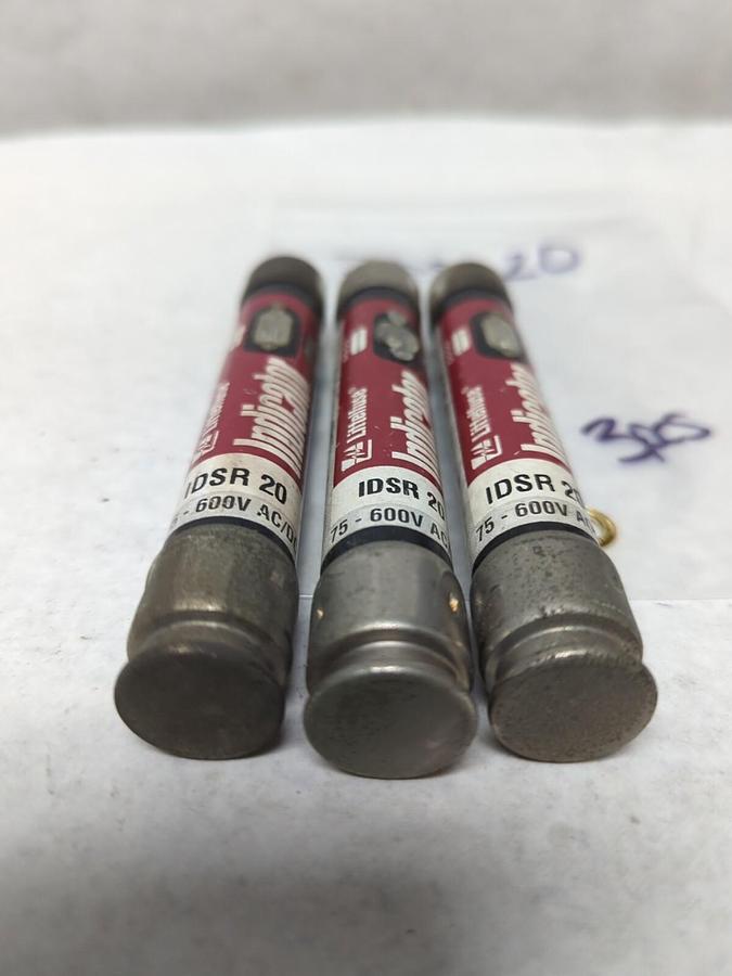 Used LITTELFUSE,IDSR20,INDICATOR 20 AMP FUSE LOT OF 3 PRE-OWNED
