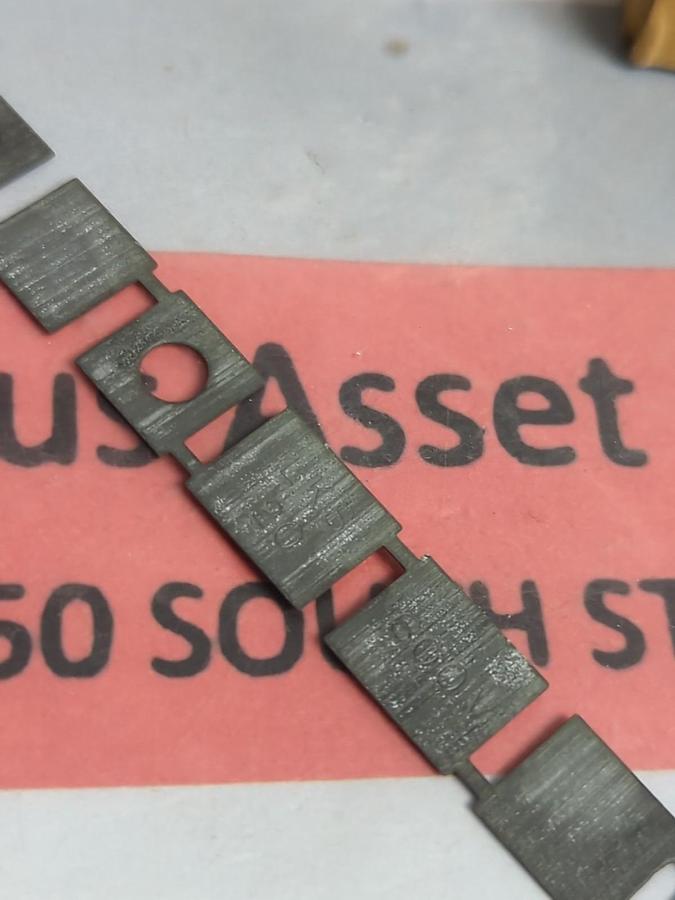BUSSMANN,LKS20,SUPER-LAG RENEWAL LINKS 20 AMP 600 VOLT LOT OF 40 NOS