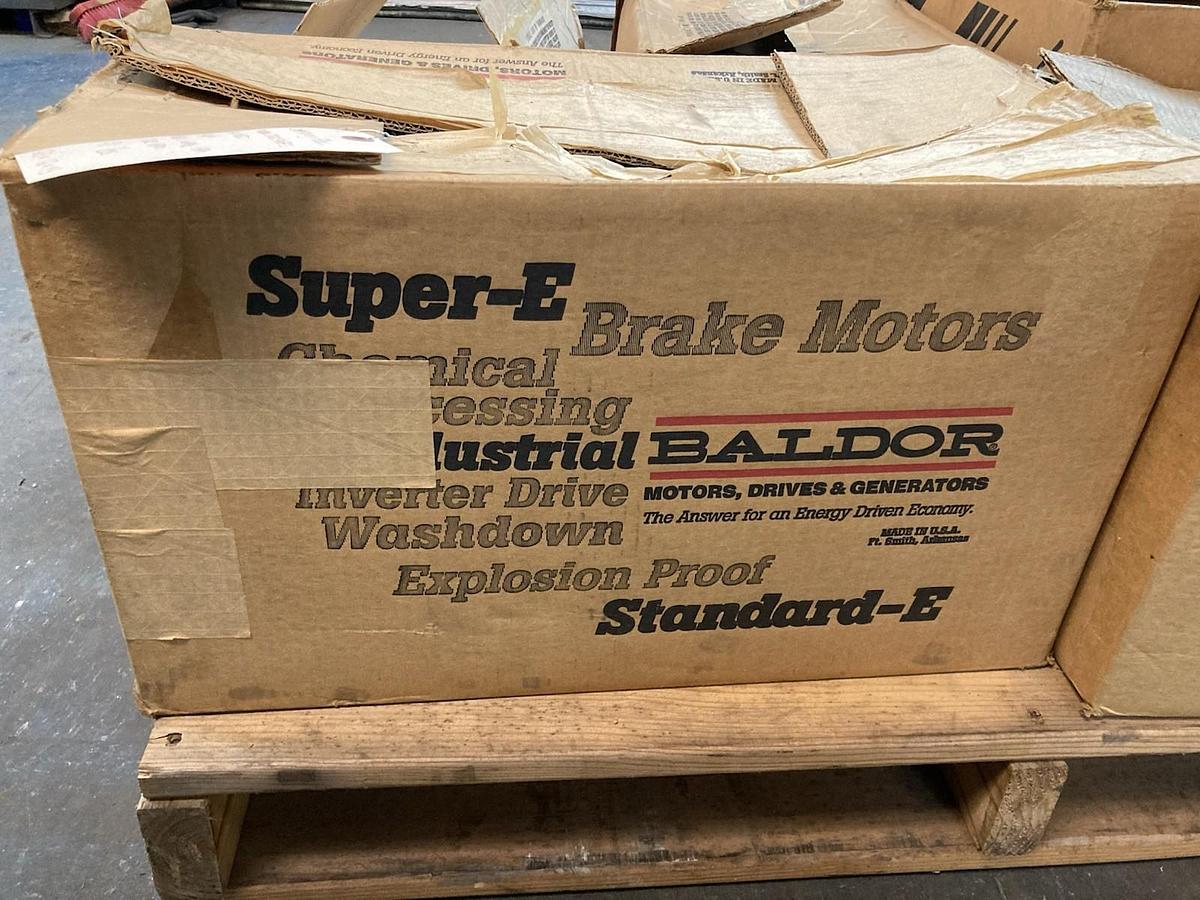 Sterling Electric,JI0034BFI,3-Phase Brake Motor 3Hp Frame 182T 1725rpm