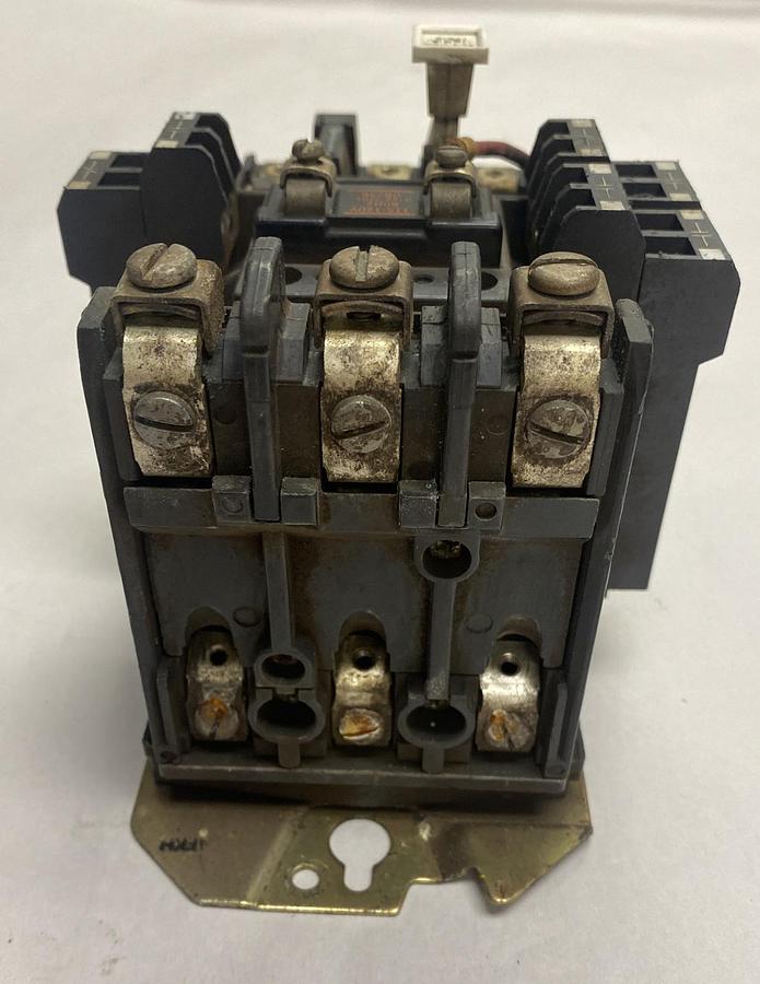 Used Allen-Bradley,509-B0D,Size 1 Starter WITH 592-B0W16 Overload