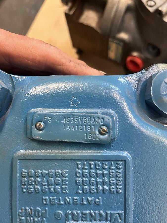 Used VICKERS,4535v-60-A30-1AA1-2181,HYDRAULIC VANE PUMP