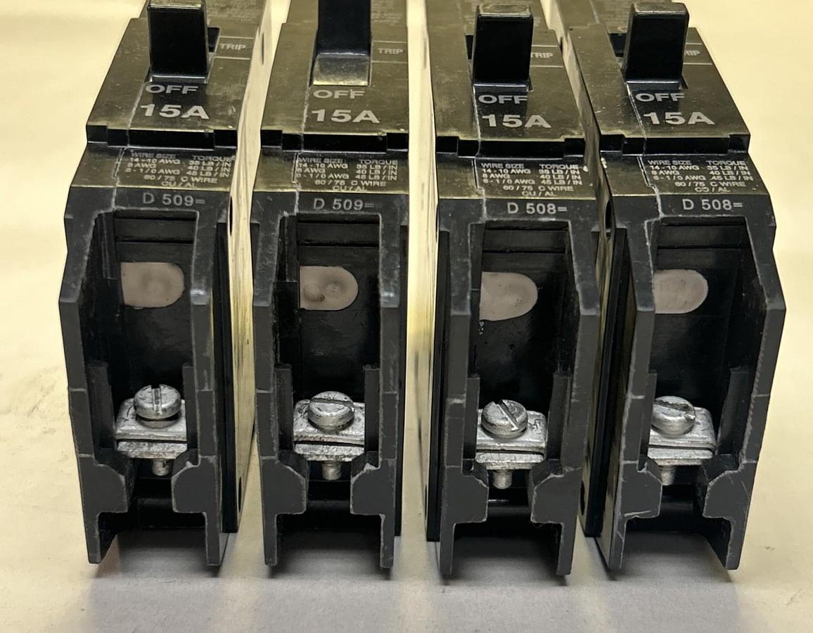 Used GENERAL ELECTRIC,TEY115,CIRCUIT BREAKER 15A 277V 1P LOT OF 4