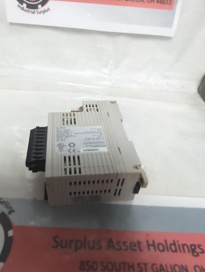 Used KEYENCE,SL-R11,SAFETY CONTROL MODULE PRE-OWNED