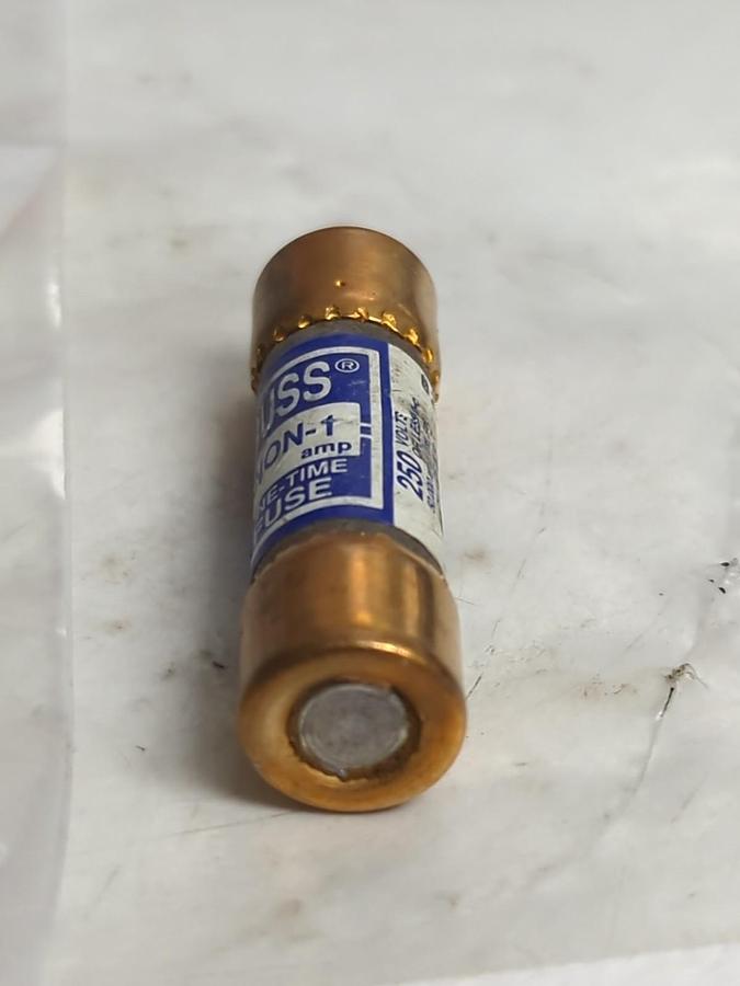 Used COOPER BUSSMANN,NON1,ONE-TIME 1 AMP FUSE LOT OF 2 PRE-OWNED