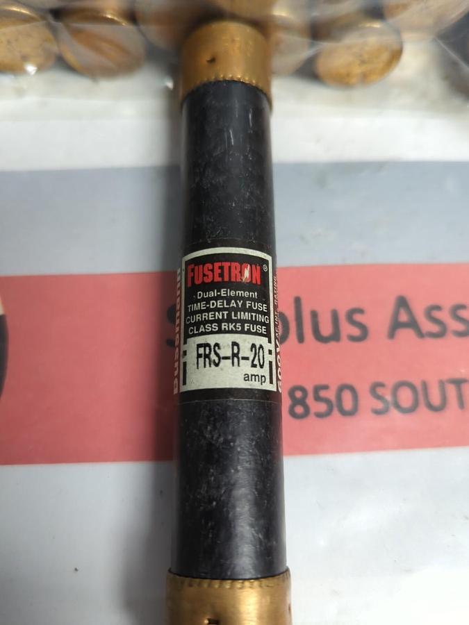Used COOPER BUSSMANN,FRS-R-20,FUSETRON 20 AMP FUSE LOT OF 12 PRE-OWNED