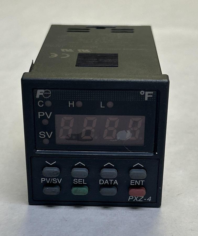 Used FUJI ELECTRIC,PXZ4-RBY2-5V,TEMPERATURE CONTROLLER