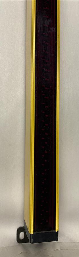 Used STI,MS46-30-1045-Q1-X-SC1,Light Curtain Transmitter