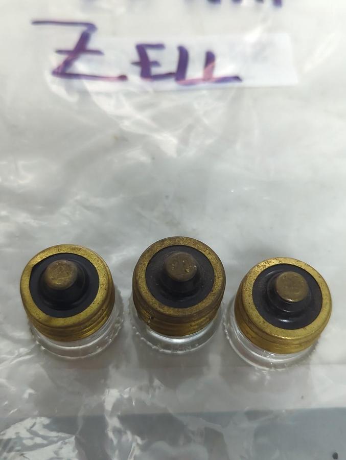 Used ZELL-CEFCO,LD-53,SCREW IN FUSE 20 AMP LOT OF 3 PRE-OWNED
