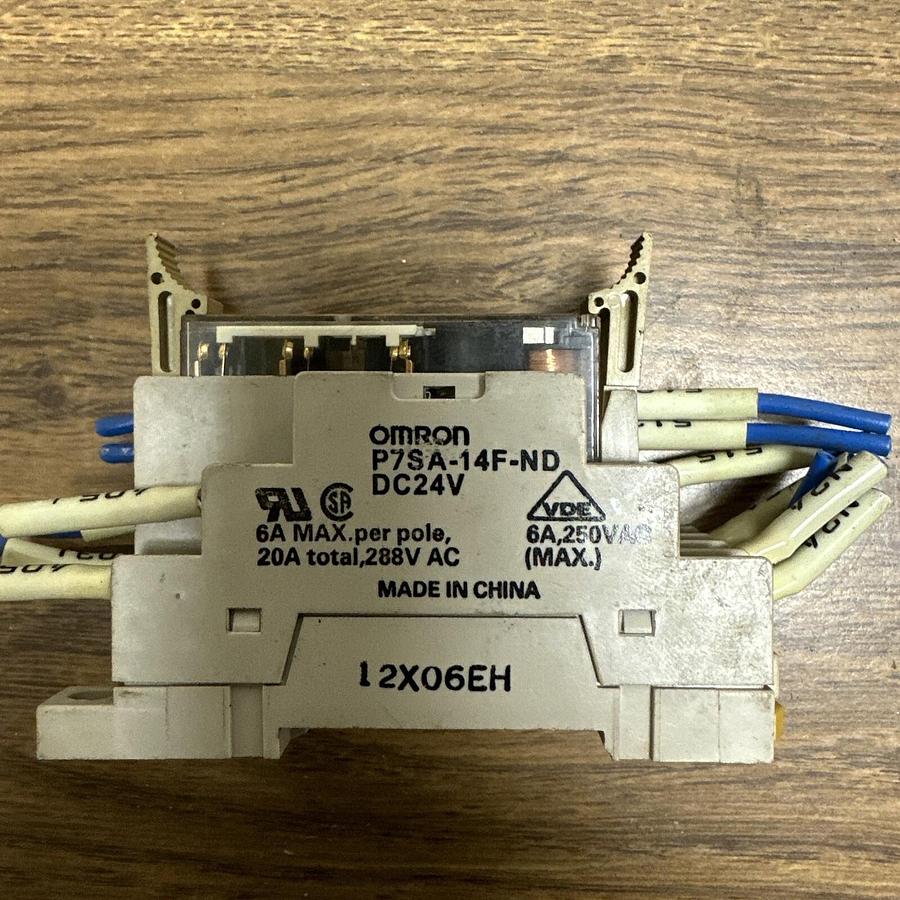 Used Omron,P7SA-14F-ND, Relay Socket G7SA-4A2B 6A 24V Safety Relay