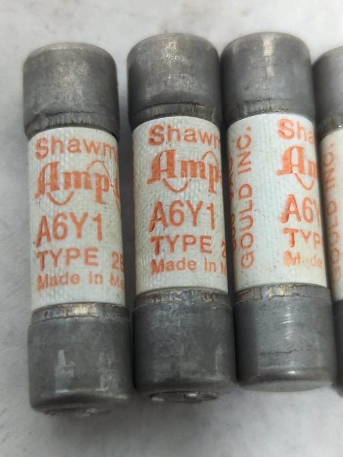 Used GOULD SHAWMUT,A6Y1,TYPE 2B FUSE 1 AMP LOT OF 5 PRE-OWNED