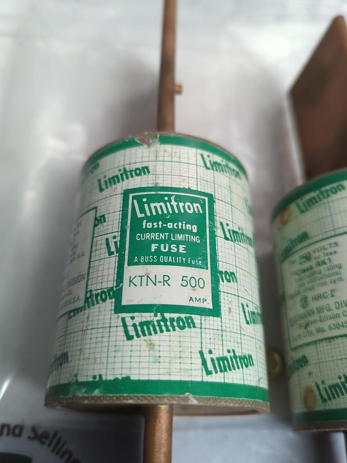 Used COOPER BUSSMANN,KTN-R-500,LIMITRON FUSE500 AMP LOT OF 2 NOS