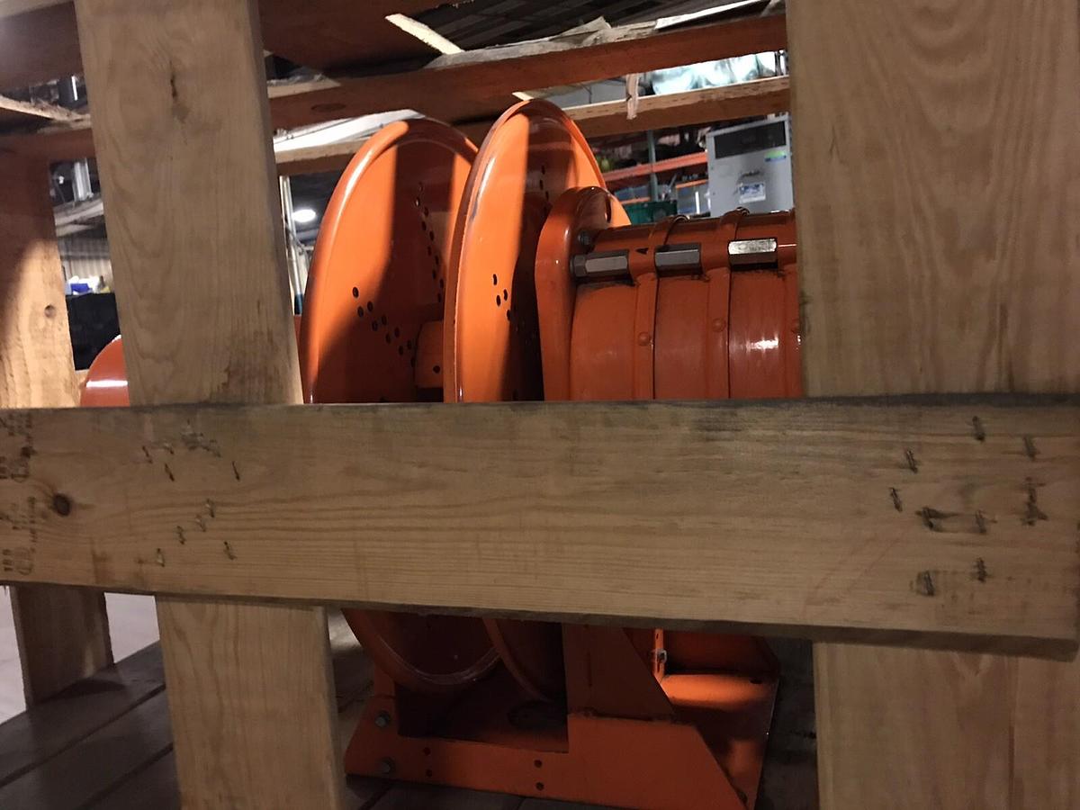 Used Gleason,S24803-123-10-1-CSA,Cable Reel 600V Designed to Stretch  70Ft 10AWG