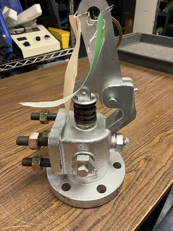 CLYDE BERGEMANN,BP352226-000A,POPPET VALVE 600Lb 2-3/8FT 1.188 SIDE PORTS