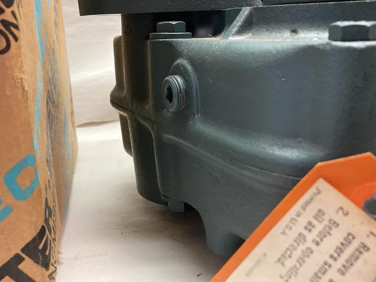 Dodge,Size HXT115S,Torque-Arm Speed Reducer 2149rpm 6.1Hp Ratio 15.35-1