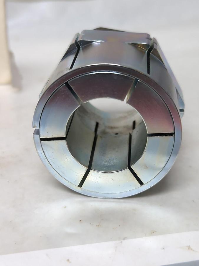 TRANTORQUE,6202830,KEYLESS BUSHING 28MM NOS