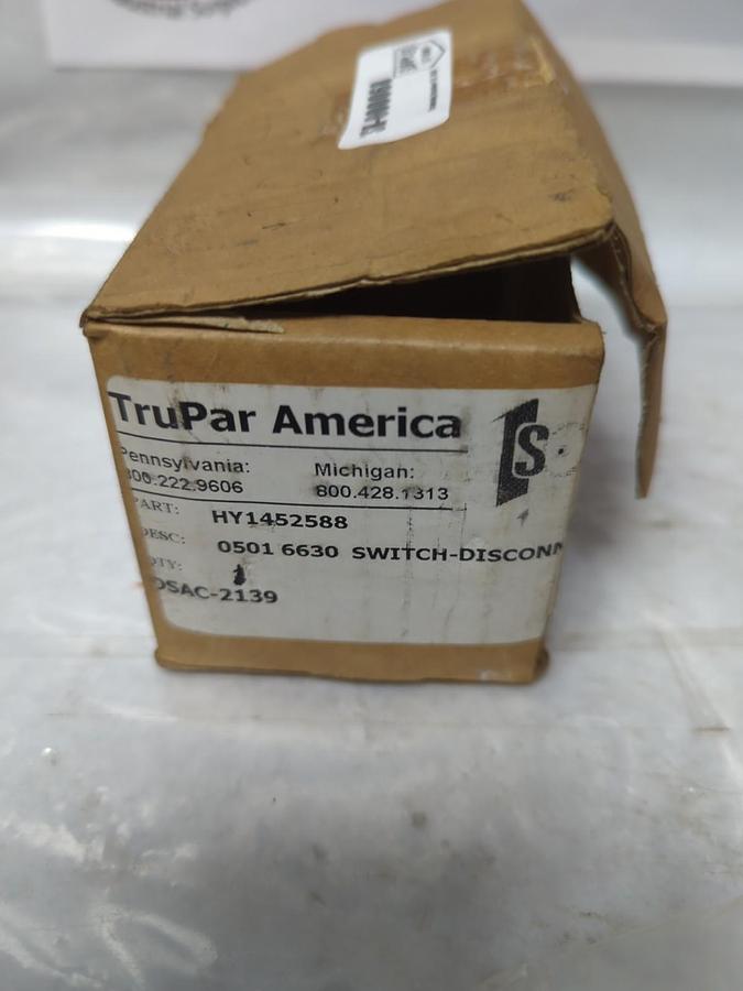 TRUPAR AMERICA,HY1452588,SWITCH DISCONNECT NOS