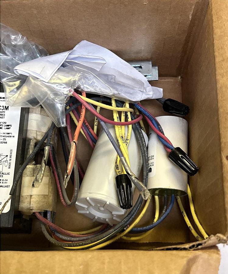 UNIVERSAL LIGHTING TECHNOLOGY,S100MLTLC3M-500K,BALLAST KIT NOS