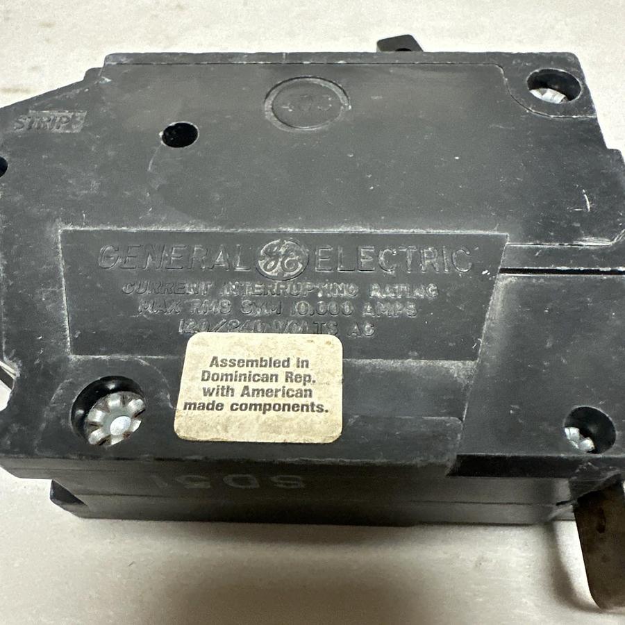 Used GE,THQB130,30 Amp Single Pole Circuit Breaker LOT of 10