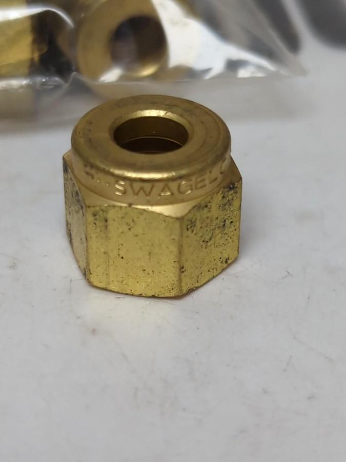 SWAGELOK,B-402-1,1/4T NUT LOT OF 12 NOS