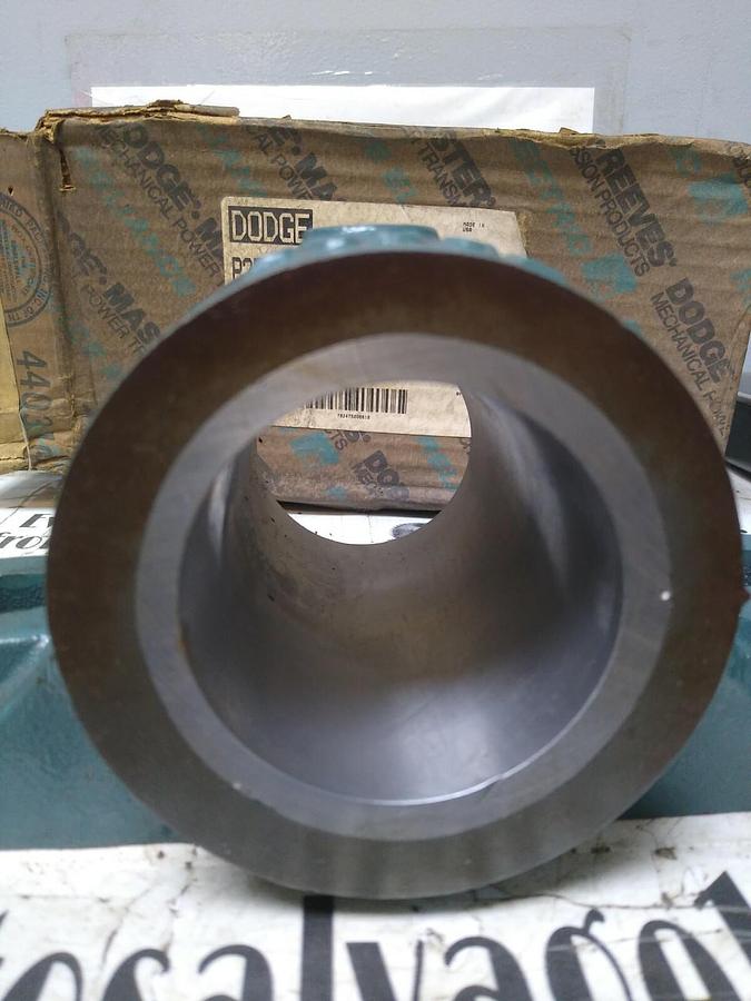 DODGE,P2BBAS0207 006136,PILLOW BLOCK SLEEVE 2-7/16" NOS