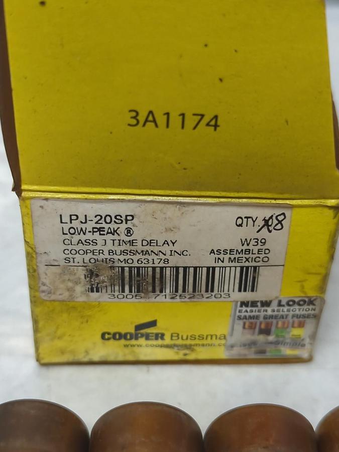 COOPER BUSSMANN,LPJ-20SP,LOW PEAKE 20 AMP FUSE LOT OF 8 NOS