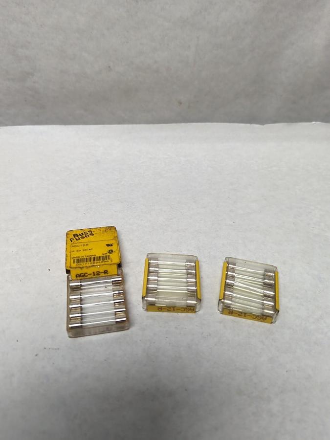 COOPER BUSSMANN,AGC-12-R,CARTRIDGE 12 AMP FUSE LOT OF 15 NOS