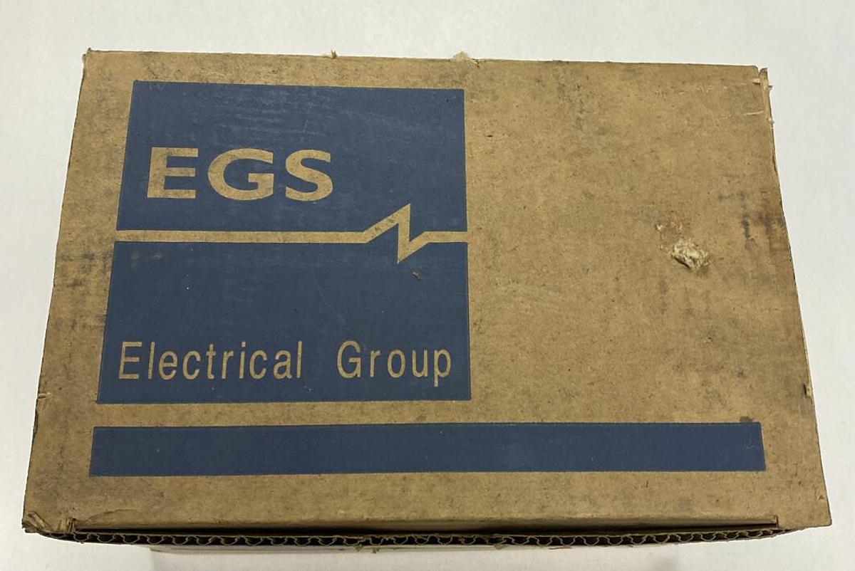 Used EGS,4150ST,Sert Screw EMT Connectors 1 1/2 INCH Box of 10 New