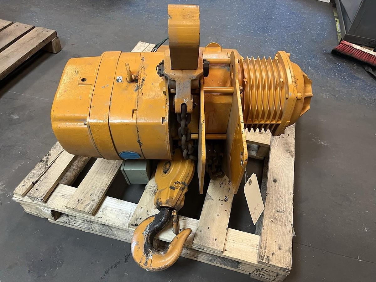 Used KITO,5 ton,ELECTRIC HOIST 5 TON SPEED 1.6M/MIN 8KW 3PH 440V