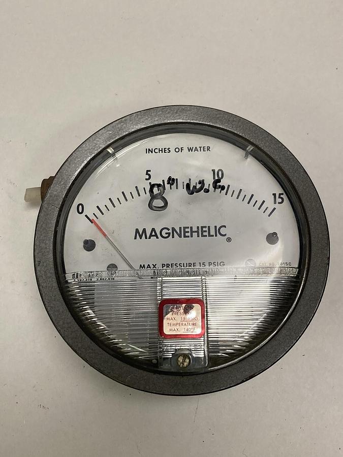 Used Dwyer,2015C,Pressure Gauge 15 PSI