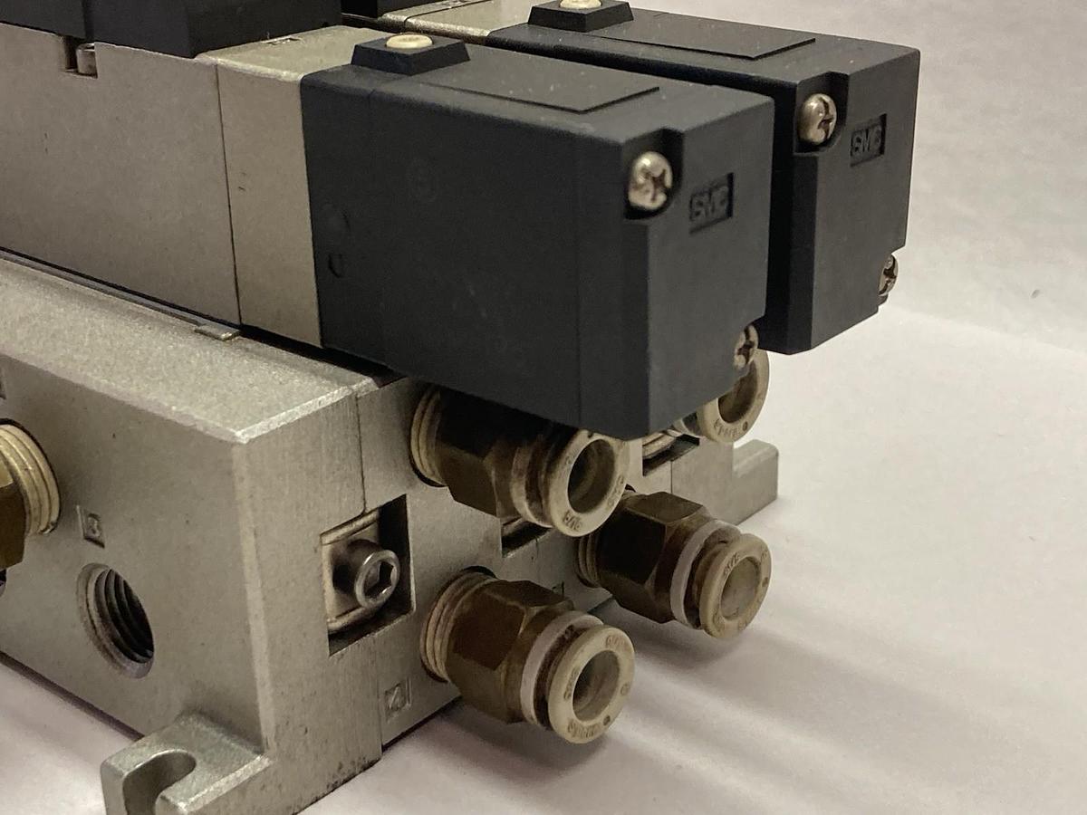 Used SMC,VFS2200-5FZ,Valve Block 0.1~1.0MPa