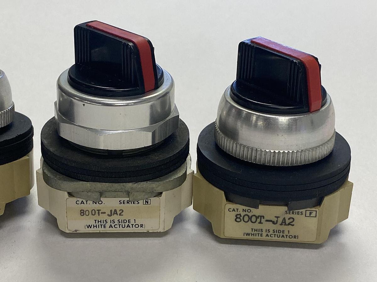 ALLEN BRADLEY,800T-JA2,SELECTOR SWITCH LOT OF 4 NOS