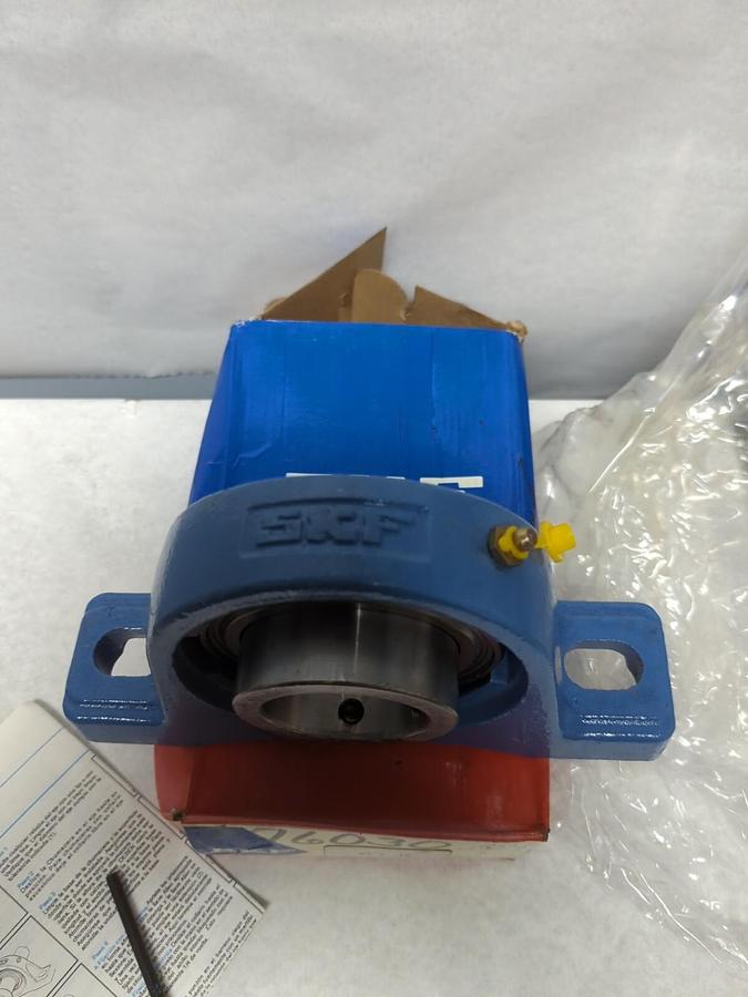 SKF,SY-2 TM,PILLOW BLOCK BEARING 2 INCH BORE NOS