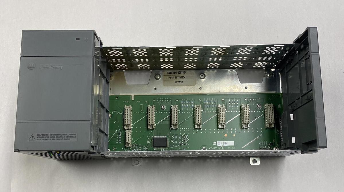 Used Allen-Bradley,1746-A7 SLC,7 Slot Chassis W/ 1746-P2 Power Supply
