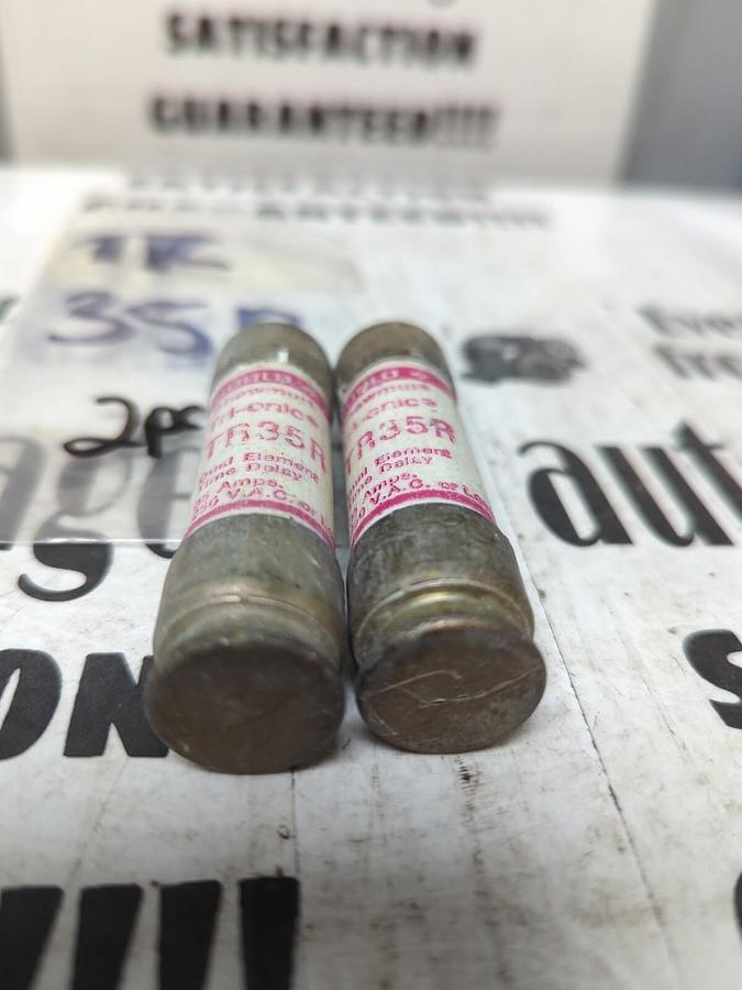 GOULD SHAWMUT,TR35R,TRI-ONIC 35 AMP FUSES LOT OF 2 NOS