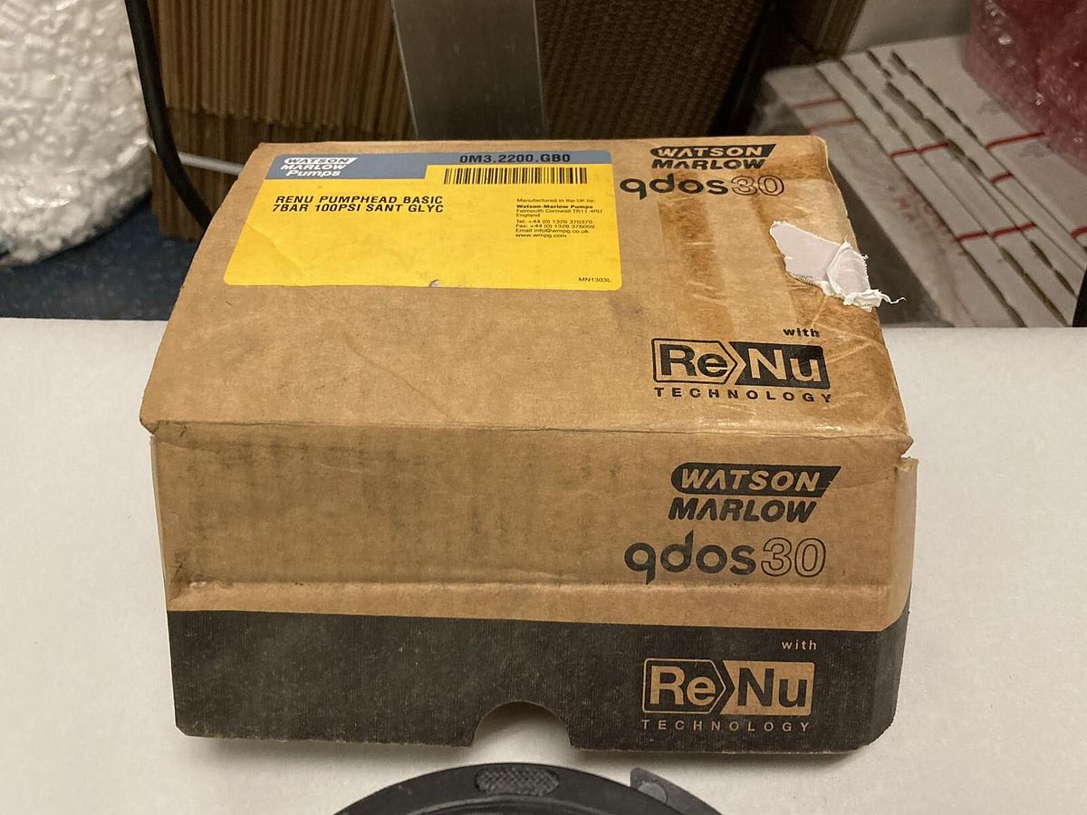 Watson Marlow,Renu 30,Santoprene PFPE Pump head 7 Bar  100 PSI  0M3.2200.GB0