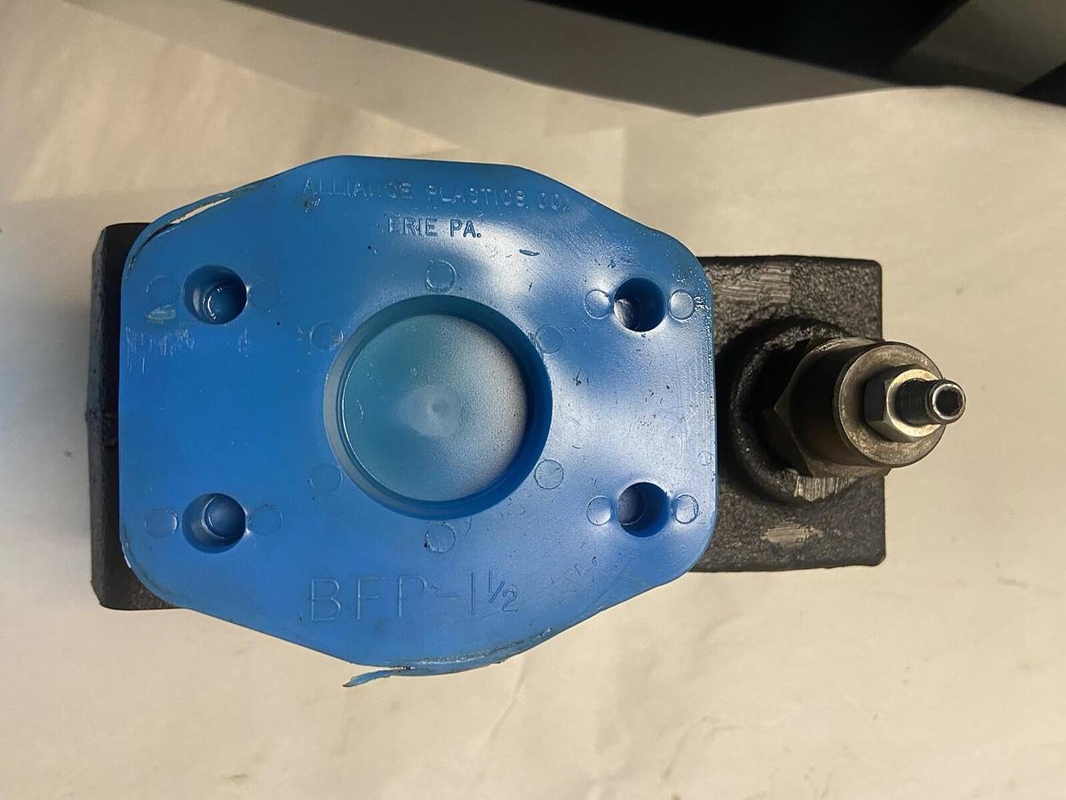 Vickers,CPF1S-12-B-W-20,Hydraulic Pressure Control Valve New no Box