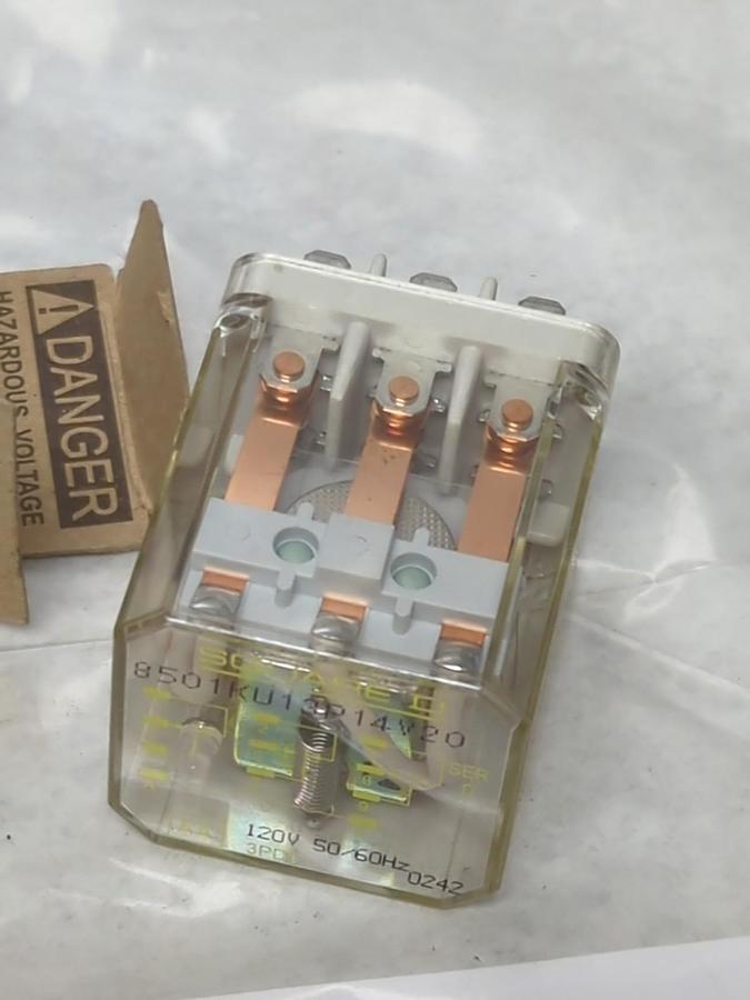 SQUARE D,8501-KU13P14V20,GENERAL PURPOS RELAY SER C 120V 50/60HZ NOS