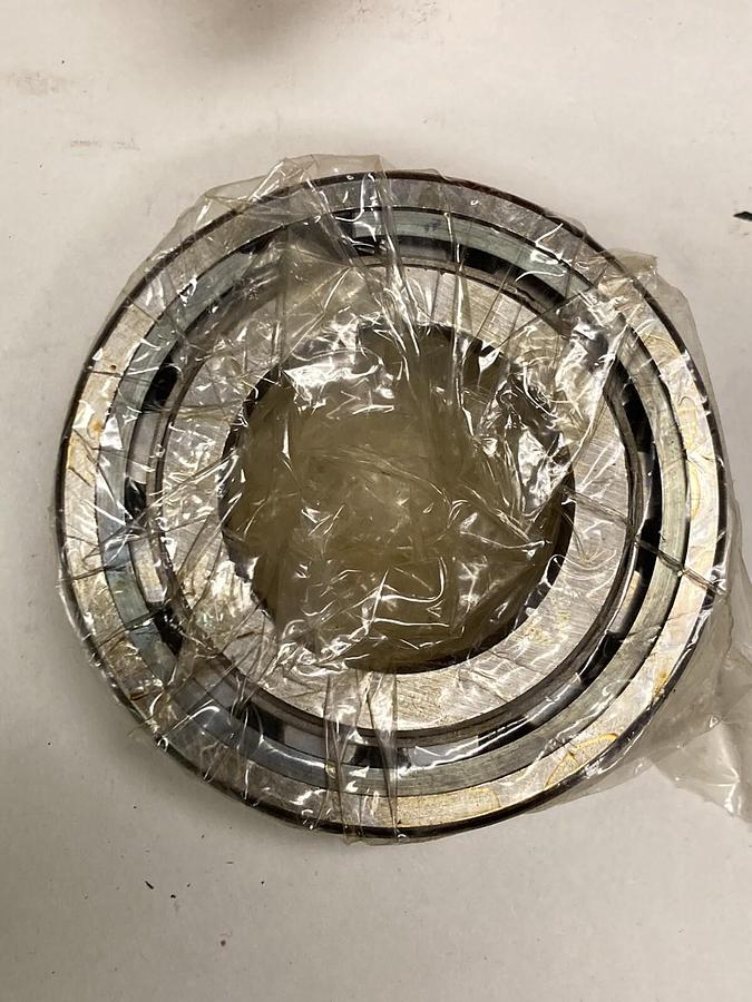 McGill,22208-W33,Spherical Roller Bearings  Lot of 2